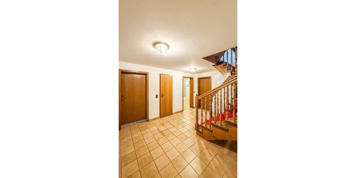 Einfamilienhaus Rösrath Kleineichen - 7 Zimmer, 167 m&sup2;, 765.000&euro; | Angebot:25706573