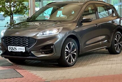 Ford Kuga 31.644 km 28.900 € Köln 50769