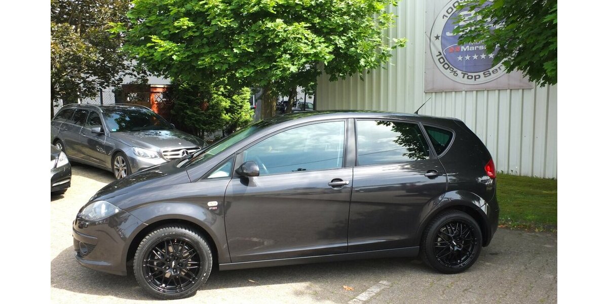 Seat Altea STYLE NAVI AHK KLIMAAUT PARKPILOT neuer Zahn 162.222 km 4.908 &euro; Köln 50858
