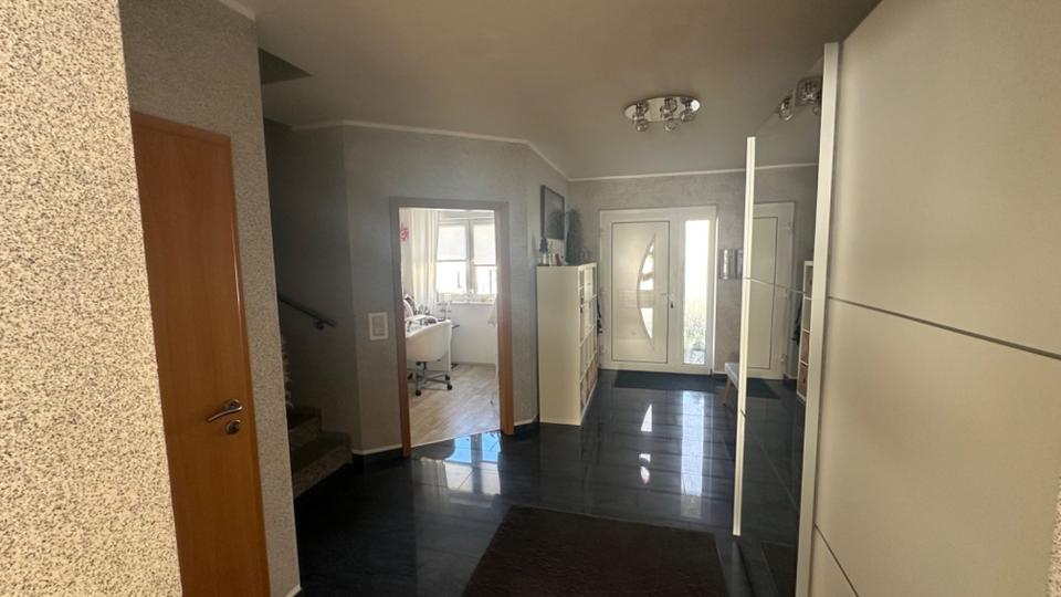 Doppelhaushälfte Hennef (Sieg) - 5 Zimmer, 142 m&sup2;, 760.000&euro; | Angebot:24853927