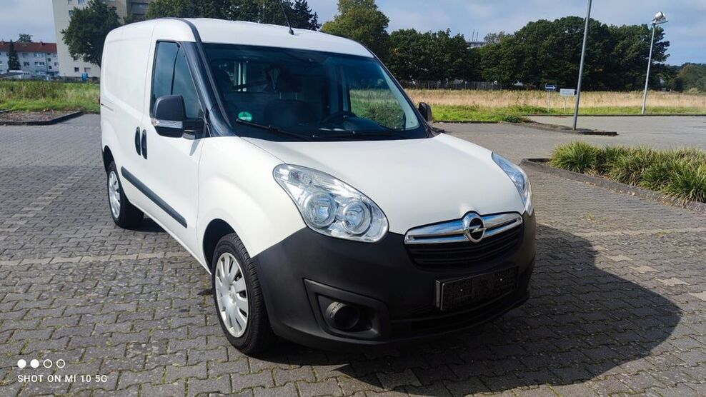 Opel Combo 105.800 km 8.500 € Troisdorf 53844