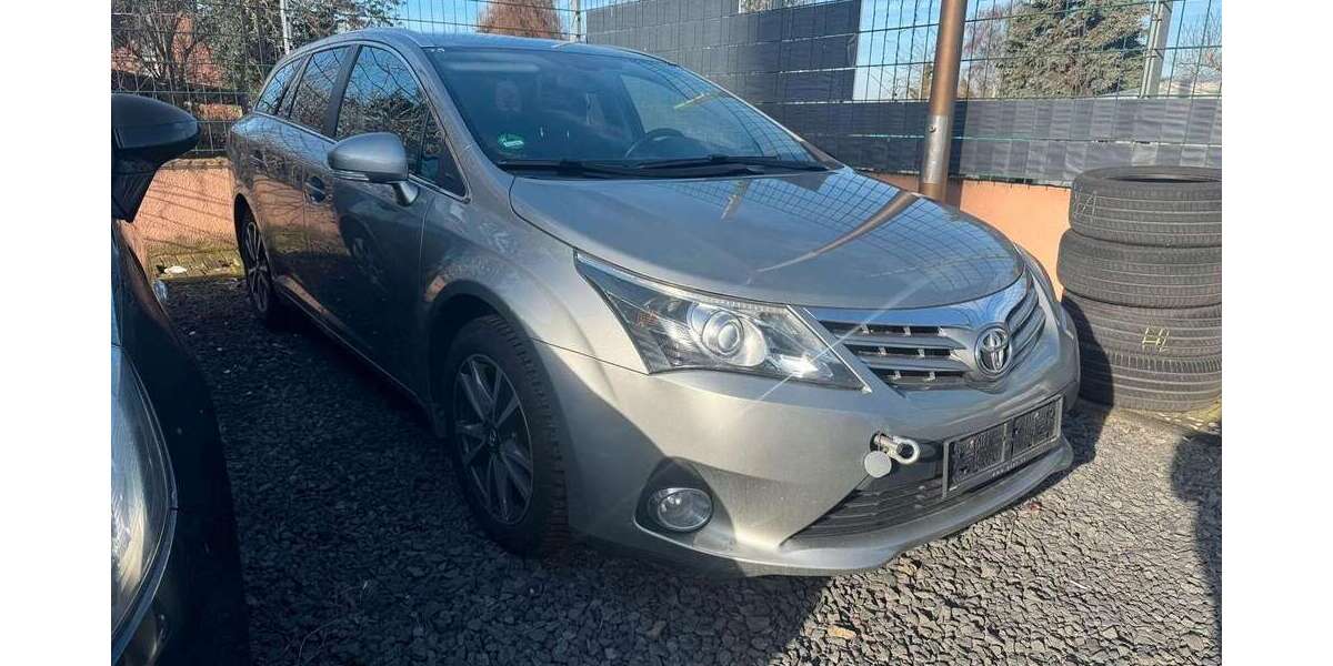 Toyota Avensis 238.000 km 3.799 &euro; Euskirchen 53881