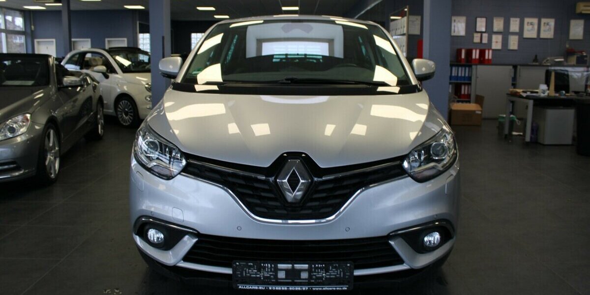 Renault Scenic ENERGY TCe 130 BOSE EDITION 52.334 km 12.980 &euro; Euskirchen 53881