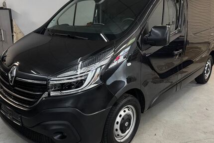 Renault Trafic 85.000 km 14.990 &euro; Much 53804
