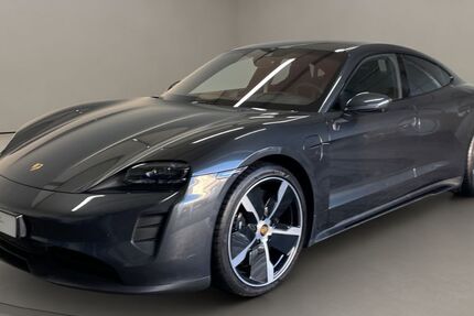 Porsche Taycan 11.057 km 76.500 &euro; Köln 50823