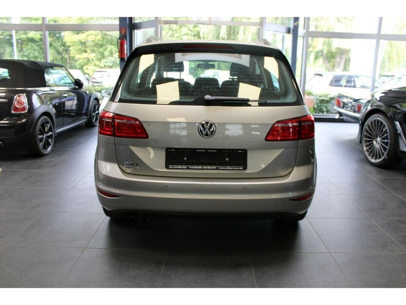VW Golf Sportsvan 1.4 TSI Comfortline 64.395 km 13.980 € Euskirchen 53881