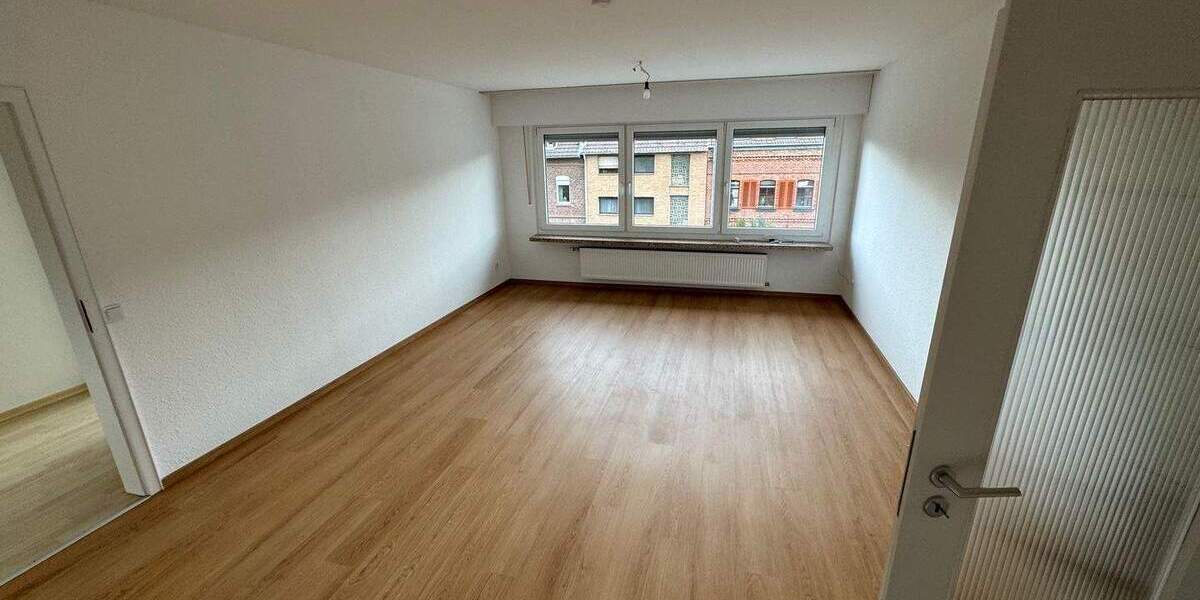 Etagenwohnung Brühl Pingsdorf - 3 Zimmer, 84 m&sup2;, 1.000&euro; | Angebot:25726743