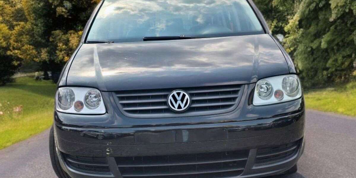 VW Touran 217.000 km 3.495 &euro; Remagen-Rolandseck 53424