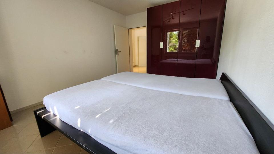 Erdgeschoßwohnung Köln Mülheim - 4 Zimmer, 130 m&sup2;, 2.000&euro; | Angebot:25887308