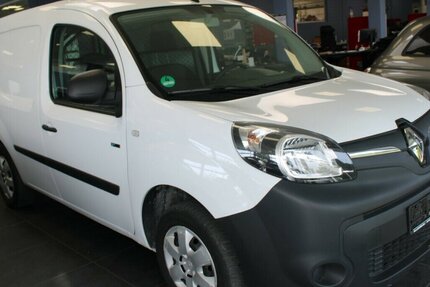 Renault Kangoo Z.E. Kangoo Z.E. Kangoo Z.E. Kangoo Z.E. 33 15.955 km 15.980 &euro; Euskirchen 53881