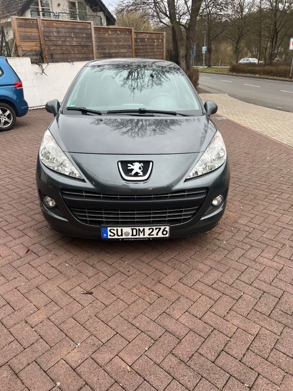 Peugeot 207 128.000 km 4.499 € Wachtberg 53343