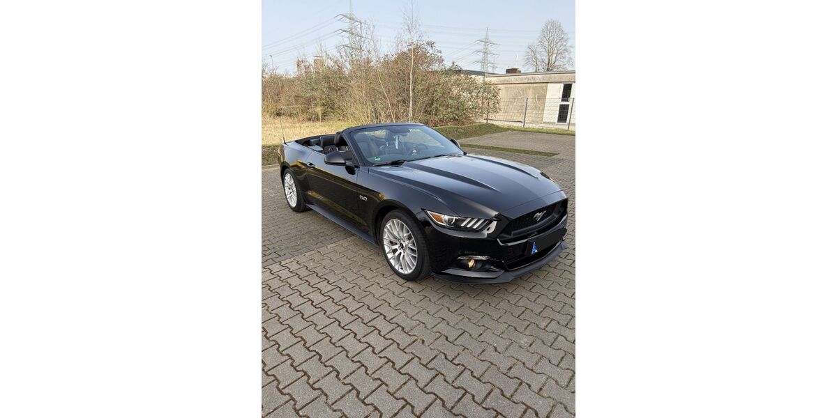 Ford Mustang 79.999 km 31.990 &euro; Köln 50968