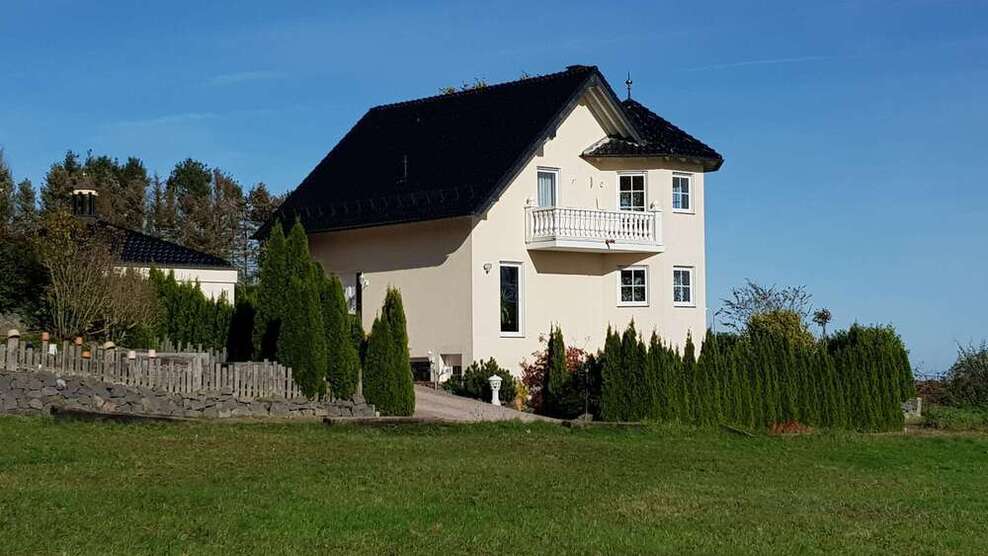 Haus zum Kaufen in Kalenborn 495.000 € 125 m²
