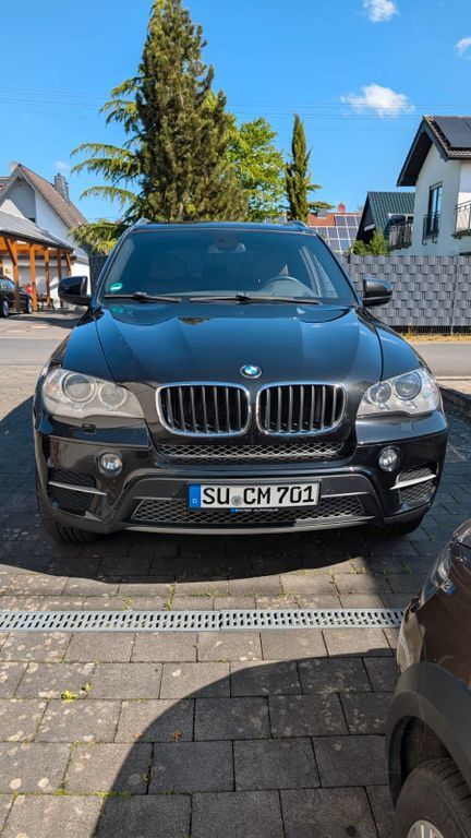 BMW X5 165.000 km 17.000 € Siegburg 53721