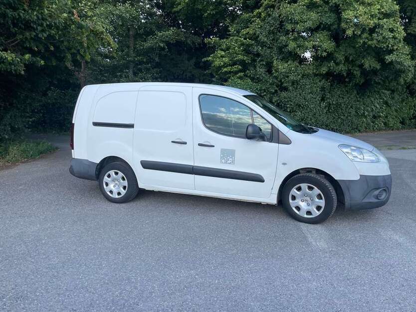 Peugeot Partner 488.463 km 4.800 € Köln 51149