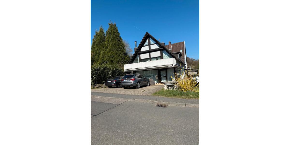 Einfamilienhaus Wachtberg - 1 Zimmer, 320 m&sup2;, 650.000&euro; | Angebot:25876021