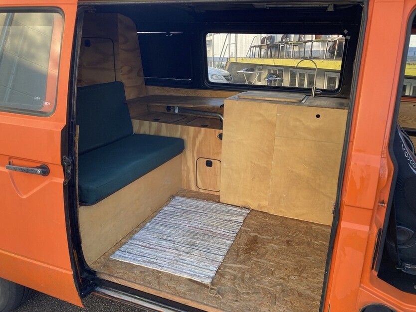Transporter III Bus