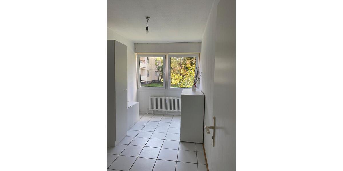 Erdgeschoßwohnung Köln Kalk - 3 Zimmer, 65 m&sup2;, 870&euro; | Angebot:24818932