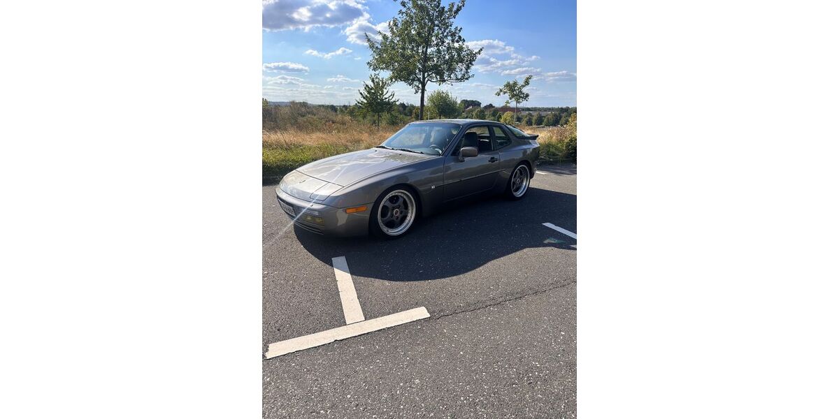 Porsche 944 112.700 km 29.790 &euro; Köln 50859