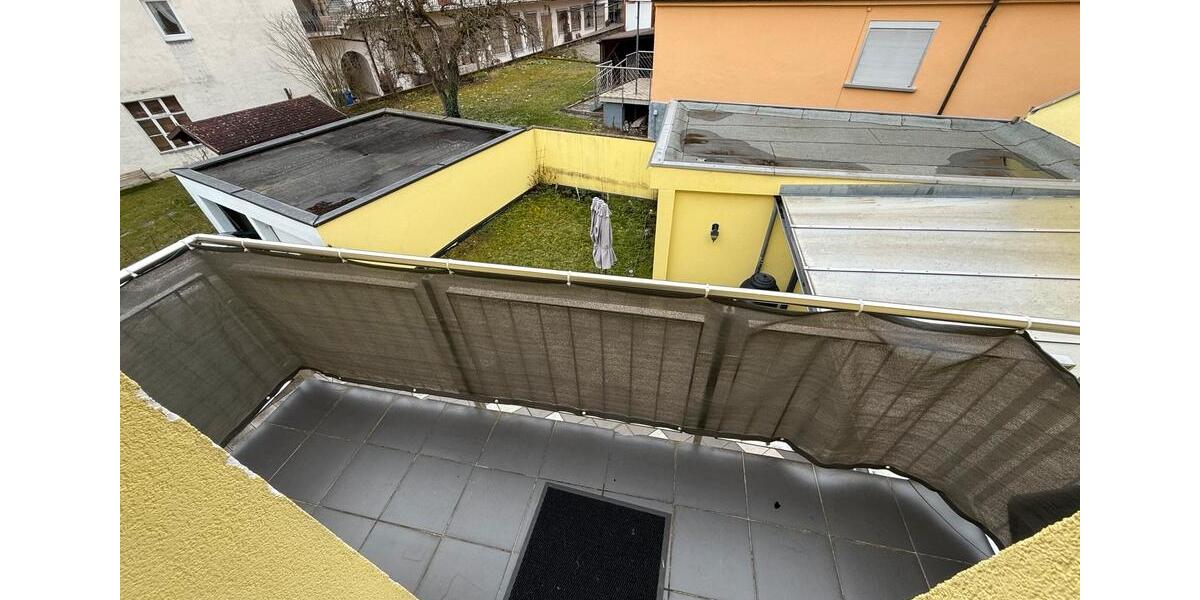 Etagenwohnung Euskirchen - 3.5 Zimmer, 95 m&sup2;, 1.090&euro; | Angebot:25853027