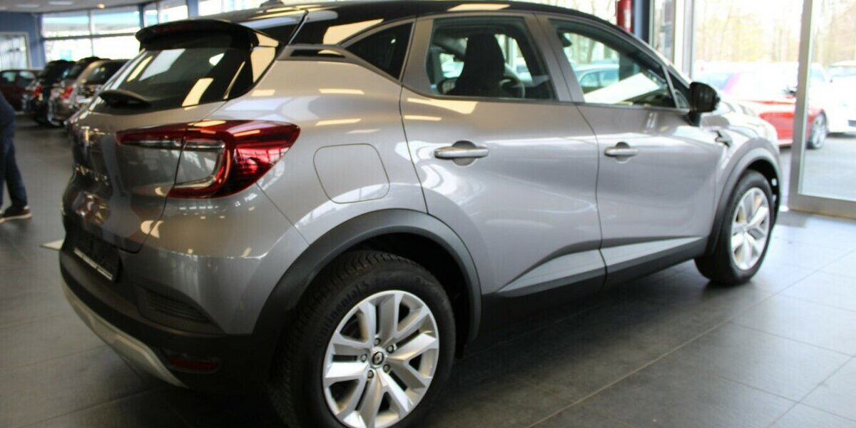 Renault Captur TCe Mild Hybrid Evolution 42.263 km 17.980 &euro; Euskirchen 53881
