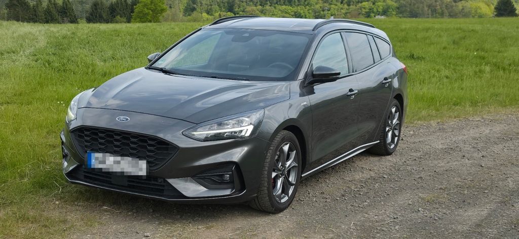 Ford Focus 121.300 km 13.900 &euro; Asbach 53567