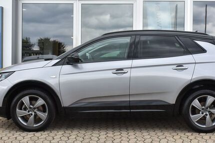Opel Grandland (X) 25.330 km 25.500 € Grafschaft 53501