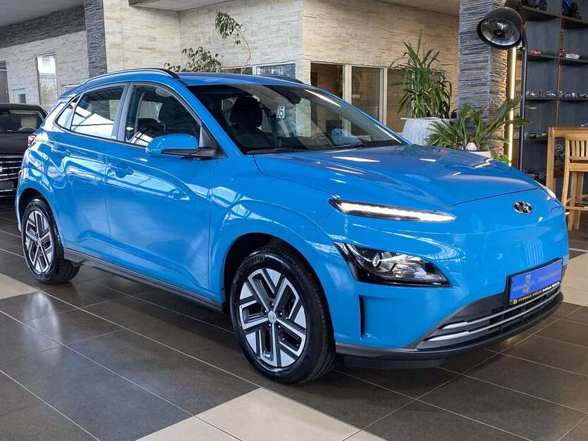 Hyundai KONA 19.926 km 15.400 € Eitorf 53783