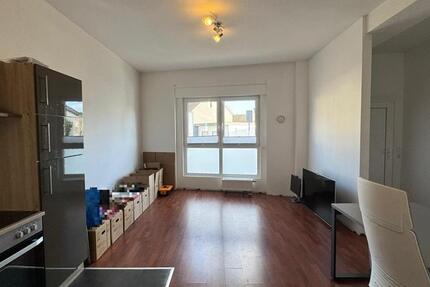 2-Zimmerwohnung (Erdgeschoss) mit Einbauküche & Garage in EU 2 zimmer