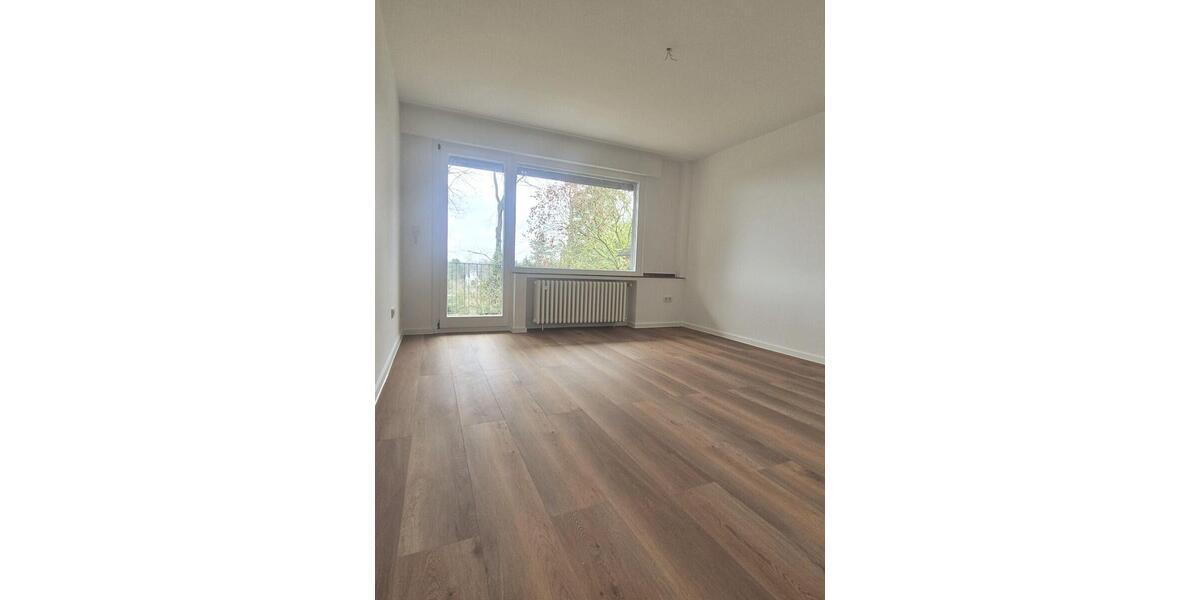 Einfamilienhaus Köln Kalk - 7 Zimmer, 250 m&sup2;, 3.100&euro; | Angebot:24774609