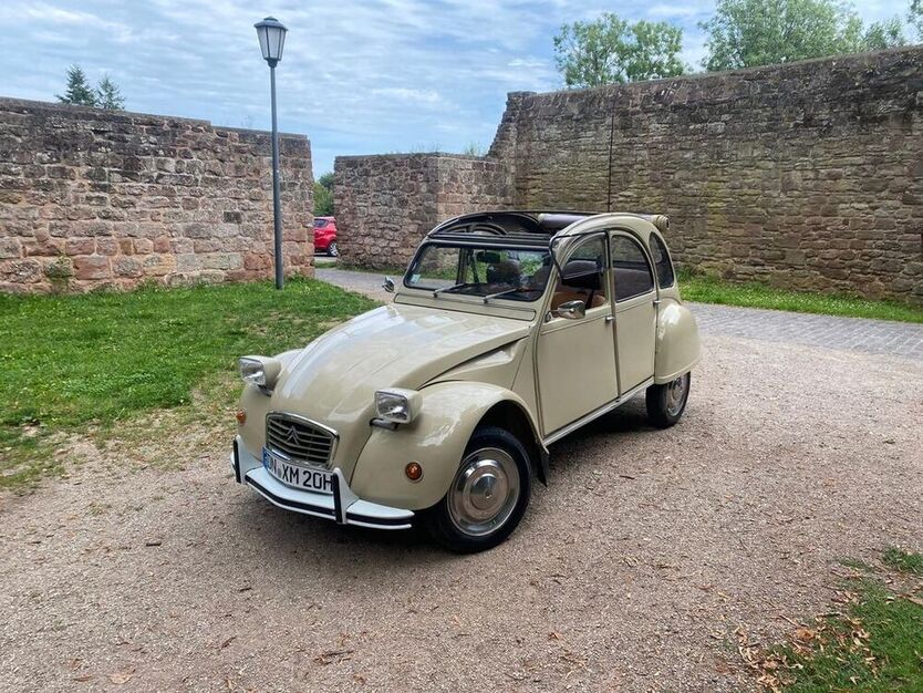 2 CV
