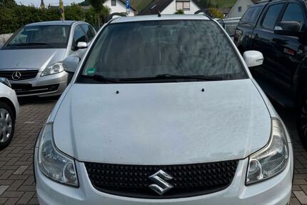 Suzuki SX4 62.227 km 9.000 &euro; Bad Hönningen 53557