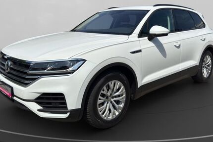 VW Touareg 134.372 km 29.990 € Köln 50968