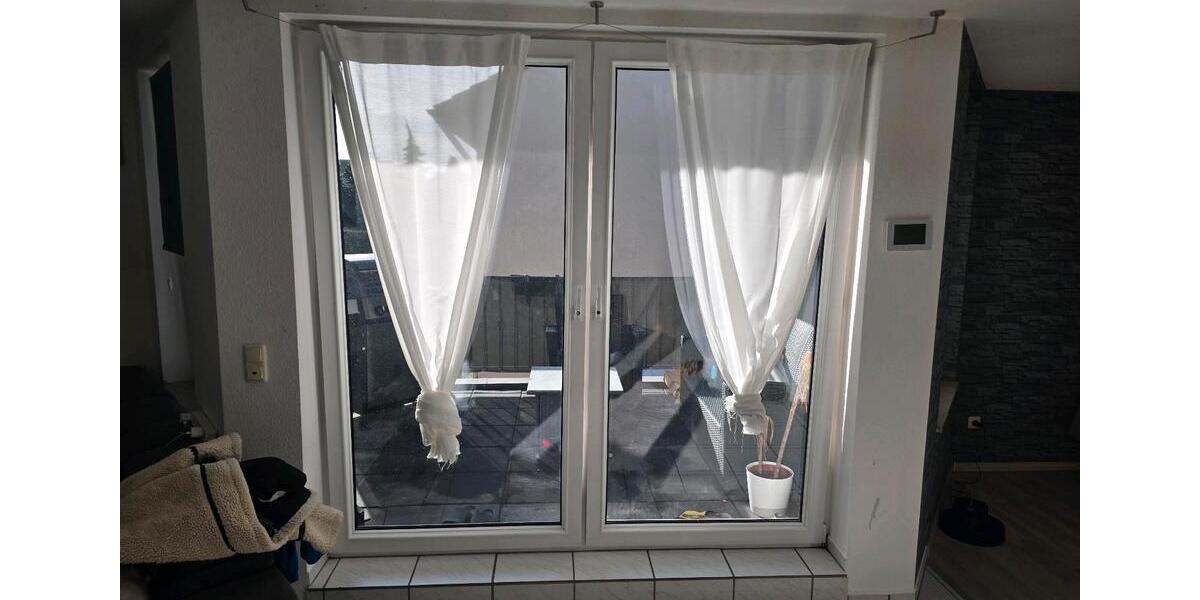 Dachgeschoßwohnung Euskirchen Dom-Esch - 3 Zimmer, 82 m&sup2;, 980&euro; | Angebot:24814543