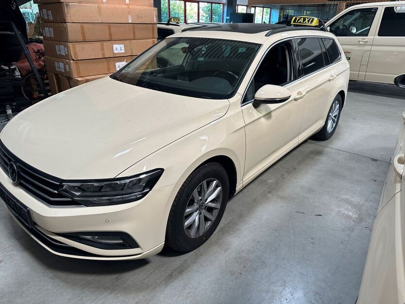 VW Passat 93.228 km 24.980 € Euskirchen 53879