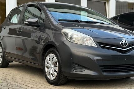Toyota Yaris 225.000 km 5.499 € Meckenheim 53340