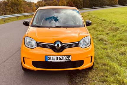 Renault Twingo 22.500 km 11.300 &euro; Königswinter 53639