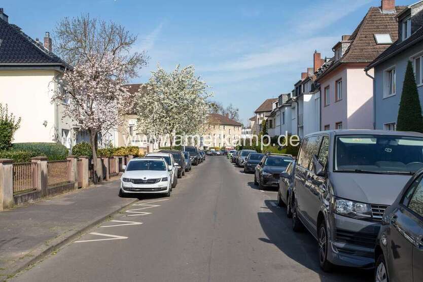 Wohnung zum Kaufen in Bonn Kessenich 449.900 € 90 m²