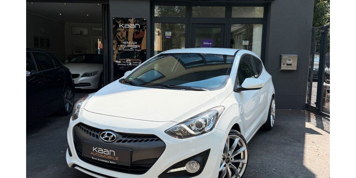 Hyundai i30 171.000 km 5.800 &euro; Köln 51107