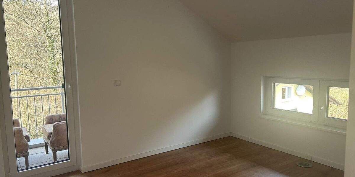 Einfamilienhaus Dattenberg Brochenbach - 7 Zimmer, 225 m&sup2;, 1.900&euro; | Angebot:25835493