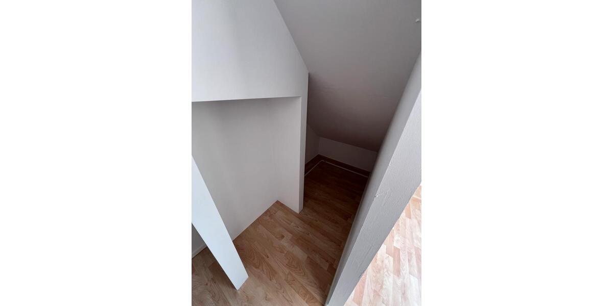 Einfamilienhaus Siegburg - 2 Zimmer, 82 m&sup2;, 1.153&euro; | Angebot:26450212
