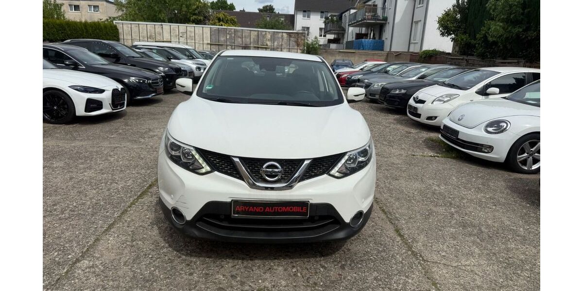 Nissan Qashqai 82.000 km 9.900 &euro; Bonn 53123