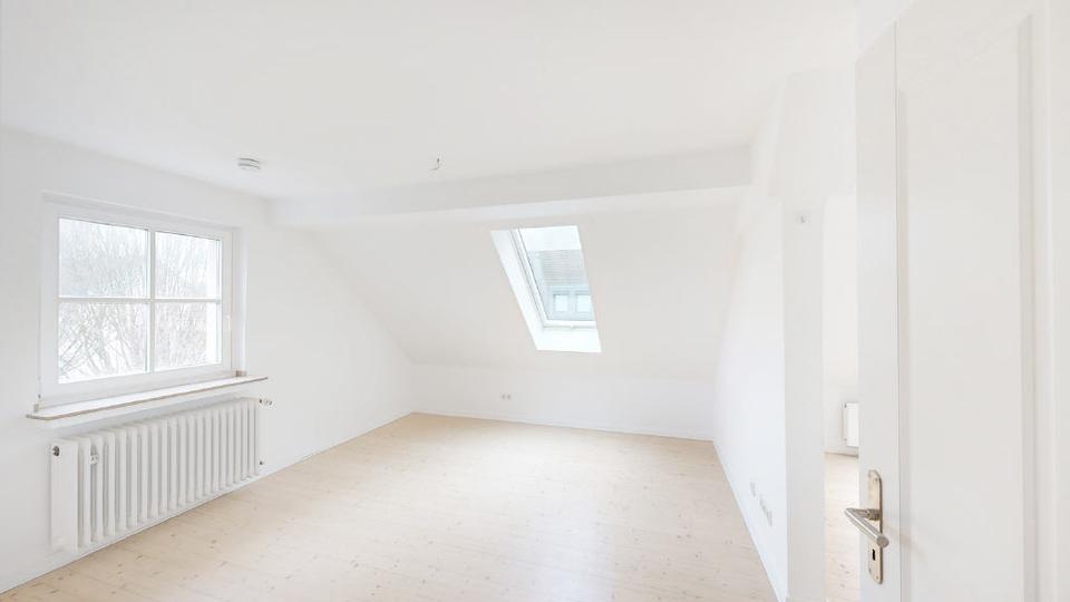 Einfamilienhaus Erftstadt - 7 Zimmer, 200 m&sup2;, 2.000&euro; | Angebot:24432275