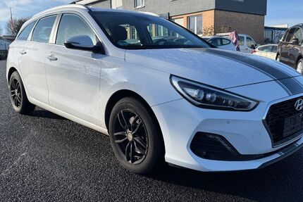 Hyundai i30 199.800 km 7.499 &euro; Euskirchen 53879