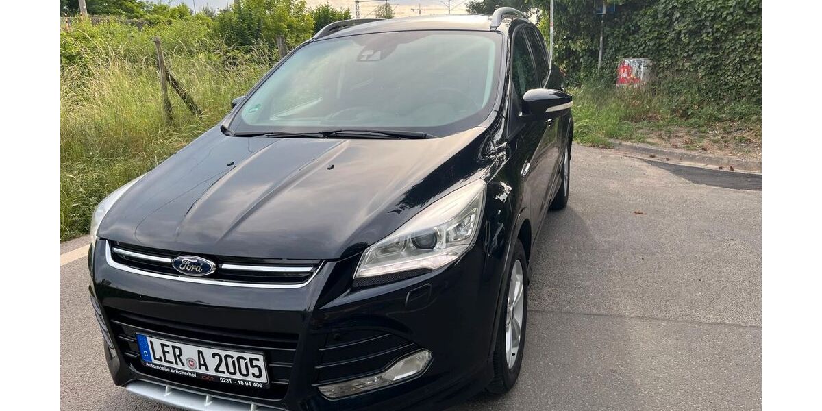 Ford Kuga 195.800 km 9.800 &euro; Bonn 53227