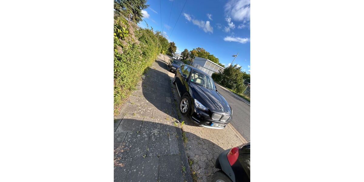 BMW X1 198.000 km 10.900 &euro; Bonn 53117