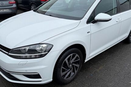 VW Golf 144.000 km 10.950 &euro; Brühl 50321