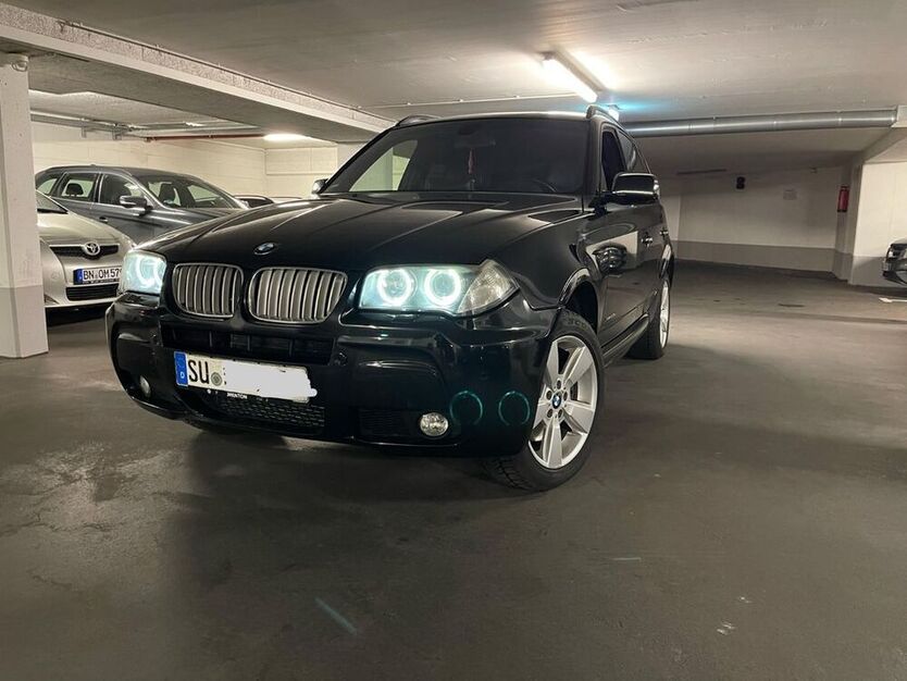 X3