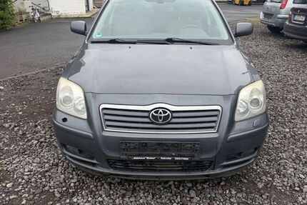 Toyota Avensis 297.463 km 1.200 &euro; Euskirchen 53881