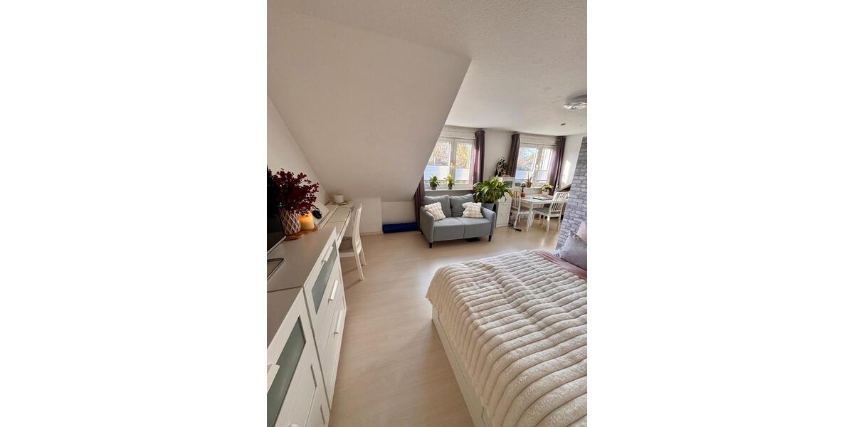 1-Zimmer-Dachgeschosswohnung in Bergisch Gladbach-Hebborn 1 zimmer